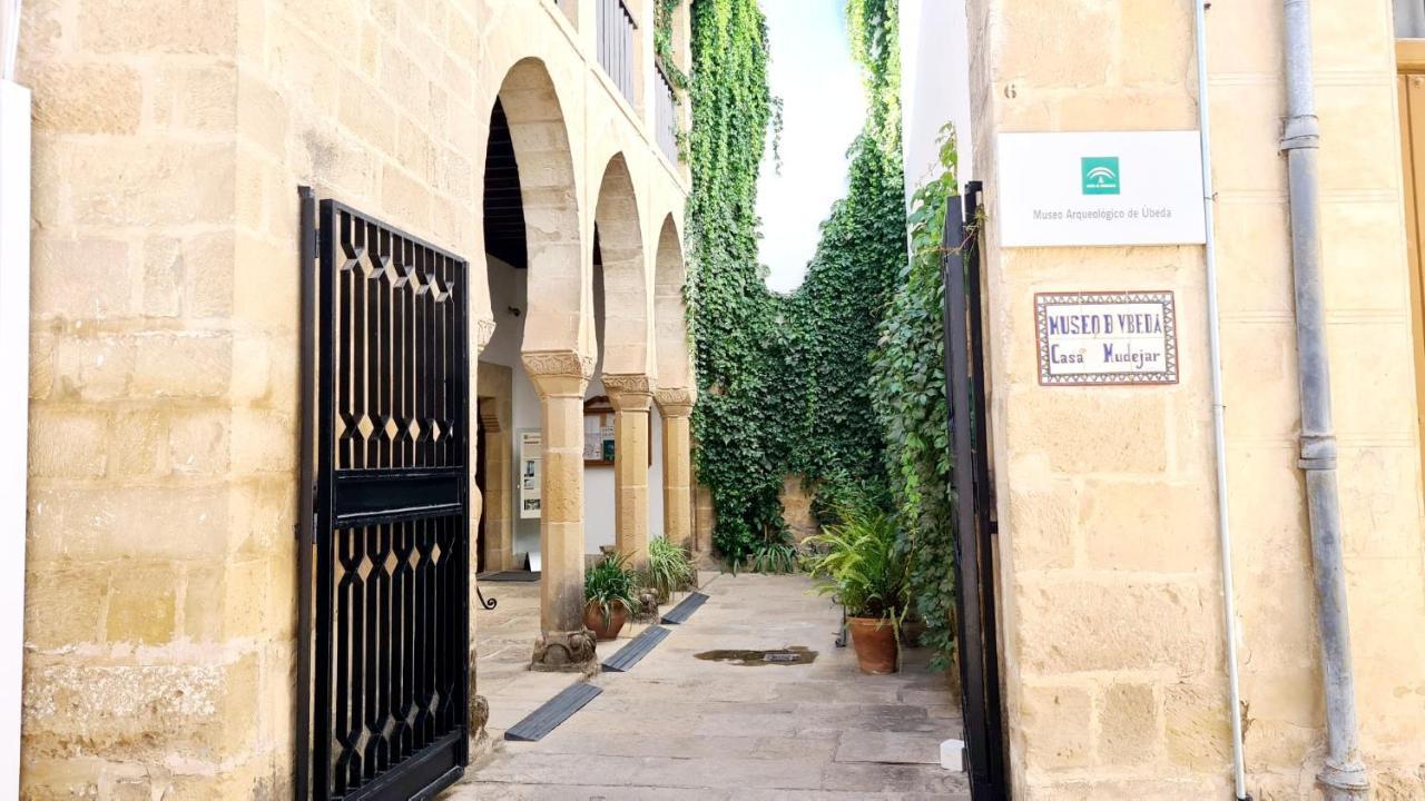 Vivienda Turistica Cervantes Úbeda Eksteriør bilde